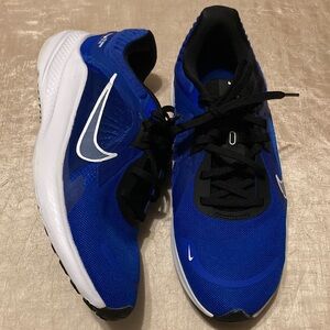 Nike Quest 5 Low Top Road Running Shoes Blue White Size 7